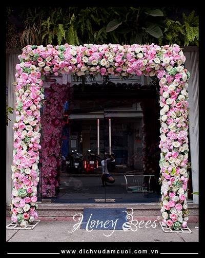 Cổng hoa giả hồng xanh cốm 2A.jpg